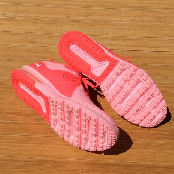 NIKE Women’s Air Max Sequent 3 Running Shoes 10 - Picture 8 of 8